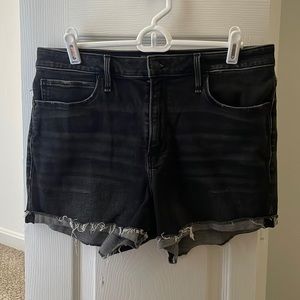 Abercrombie & Fitch Simone High Rise Short. Size 12. Only worn twice.
